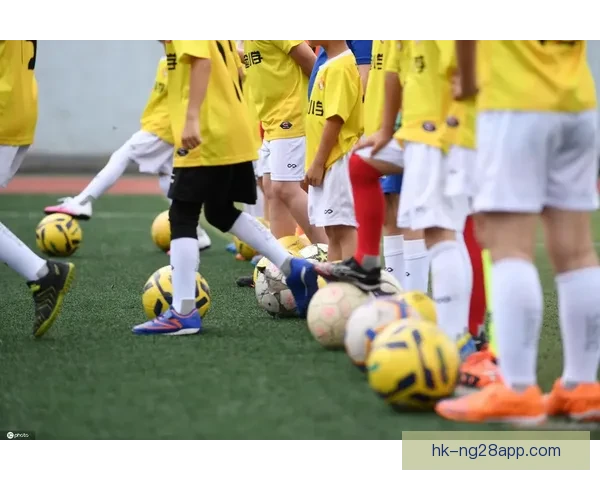 朱艺寄望唐天翼专注足球重塑